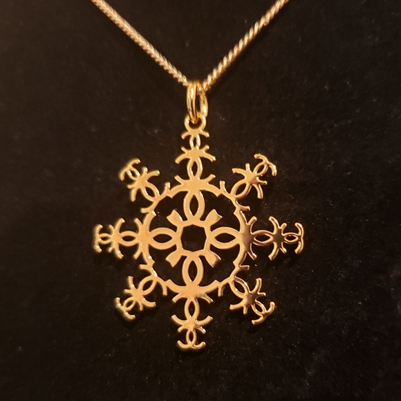 💖100% Authentic CHANEL Limited Edition Charm with unbranded Necklace - Picture 4 of 10
